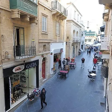 The Manoel Boutique