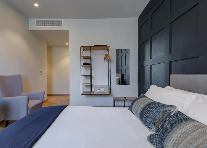 The Manoel מלון 3*