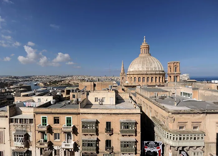 מלון The Manoel 3*