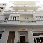 Hotel The Manoel
