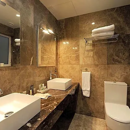 The Manoel Hotel