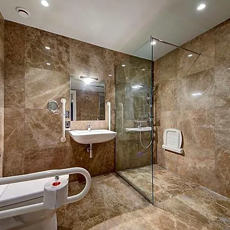 The Manoel Hotel
